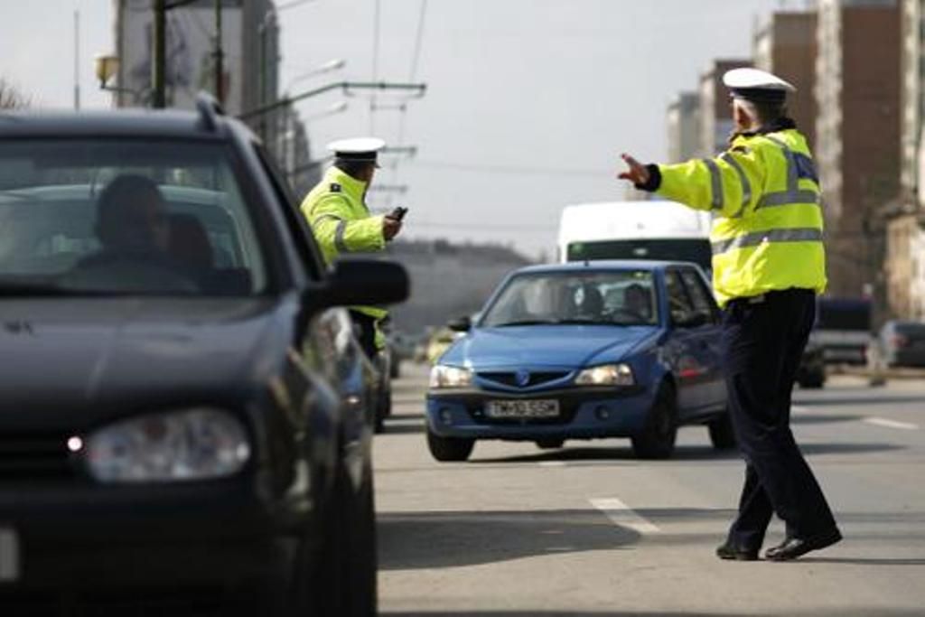 POLITISTII RUTIERI AU RETINUT 10 PERMISE DE CONDUCERE IN ULTIMELE 24 DE ORE