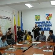 Week-end-uri culturale, cu motoare turate şi clătite medievale