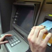 CERCETAT PENTRU UN FURT DINTR-UN BANCOMAT