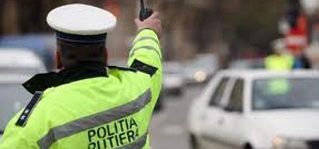 UN SOFER A FOST DEPISTAT IN TRAFIC FARA PERMIS