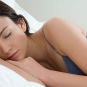 Studiu: Un somn bun de noapte întărește sistemul imunitar