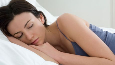 Studiu: Un somn bun de noapte întărește sistemul imunitar