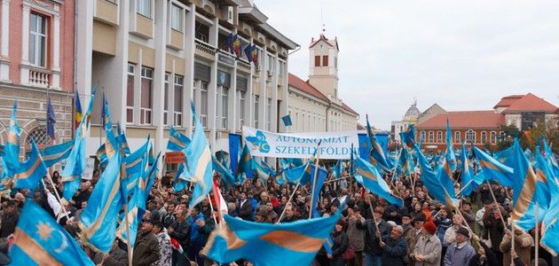 CJ HARGHITA A VOTAT NOUL STEAG AL JUDETULUI. ESTE VORBA DESPRE STEAGUL SECUIESC!