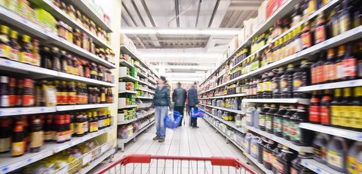 ALIMENTELE SE VOR SCUMPI CU PANA LA 30%, DIN CAUZA CRESTERII TAXEI PE AMBALAJE