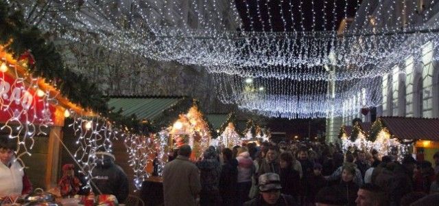 TARGUL DE IARNA II ASTEAPTA PE ARADENI CU VOIOSIE, SURPRIZE SI MULTE SPECTACOLE!