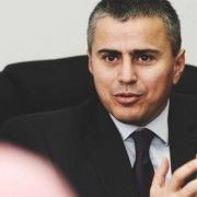 Tehnocratul care dorea impozitarea românilor fără venit este plin de firme offshore și bani