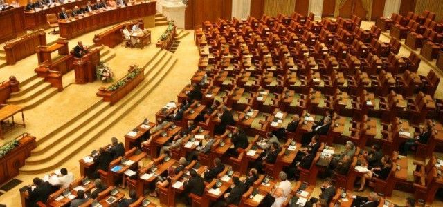 Moţiunea simplă a PSD împotriva ministrului Economiei va fi astăzi în Senat