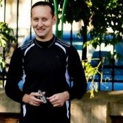 Cristian Onofrei, jandarmul anului, aleargă pe distanța dintre Galați și București, în memoria victimelor atentatelor teroriste