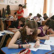 EXAMENUL DE CAPACITATE 2016. PESTE 153.000 DE ELEVI INCEP PROBELE DE EVALUARE NATIONALA