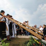 În acest weekend se organizează Târgul de Fete de pe Muntele Găina