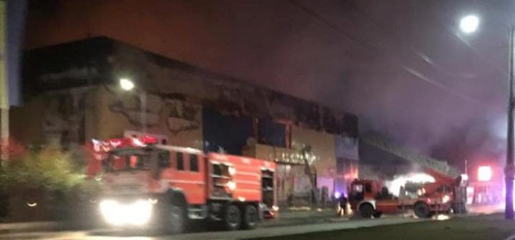 Un incendiu  a izbucnit la Gemi Center, în această noapte (VIDEO)