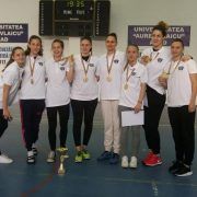 Rușinos! Universitarele de baschet fete la Arad, fără… Arad!