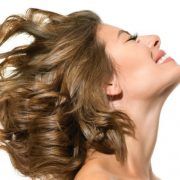 5 tendinte in hairstyling pentru 2017-2018, pentru parul cu lungimea medie