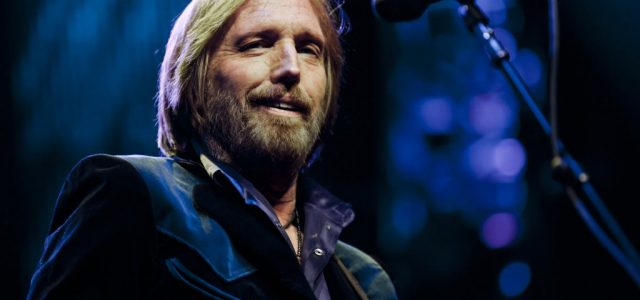 Cântărețul Tom Petty a încetat din viață la vârsta de 66 de ani