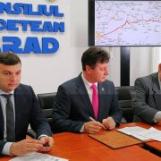 S-a semnat contractul de proiectare tehnică pentru modernizarea drumului Arad-Buteni. Execuția proprie va începe abia peste un an!