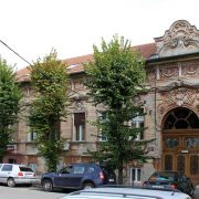 Primăria Arad va supraimpozita cladirile istorice nerenovate