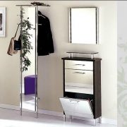 Amenajarea unui hol mic: Cum să treci de sezonul rece cu stil și eficiență