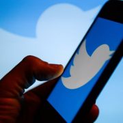 Trump începe lupta contra Twitter și Facebook, va anunța un ordin executiv