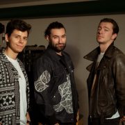 Smiley îi ia pe Emilian, Jean Gavril și 7 Klase în concertele de deschidere din turneul @Smiley_Omul