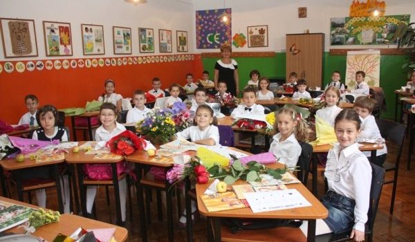 ”10 PENTRU SIGURANȚĂ”. Campanie la nivel național, pentru un an școlar fără evenimente neplăcute