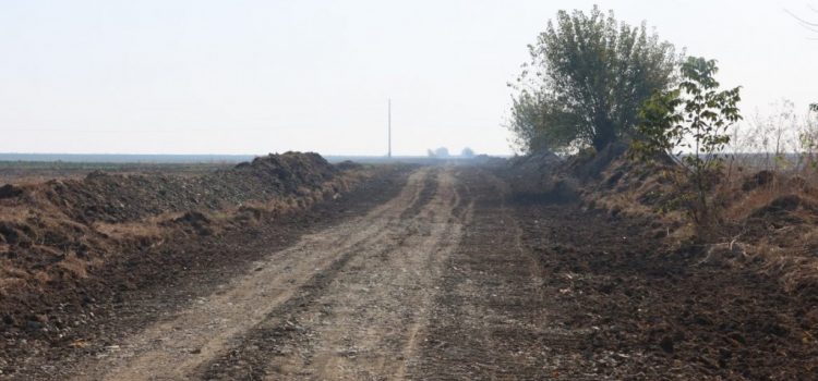 Au început lucrările la drumul Sânpetru German-limită județ Timiș