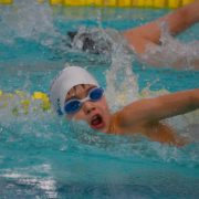 Înotătorii de la CSM Arad au luat o salbă de medalii la un concurs în Ungaria