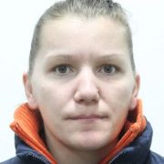 A dispărut de o lună! Dacă o vedeți, sunați la 112