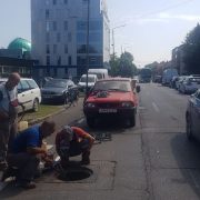 Firma care execută lucrări la canalizare, amendată pentru blocarea traficului