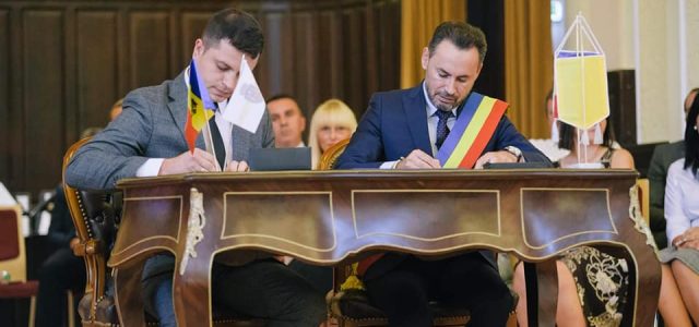 Dispute peste Prut pe marginea Acordului de Înfraţire dintre Arad şi sectorul Râșcani din Chișinău