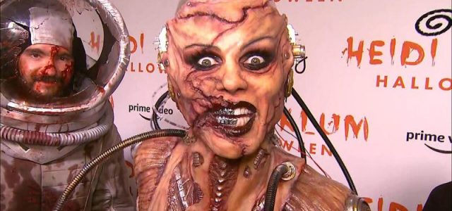 Heidi Klum s-a transforat într-un zombie, în vitrina unui magazin din New York