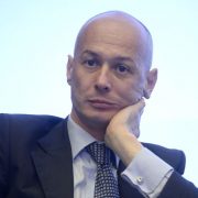 Bogdan Olteanu, condamnat la 7 ani de închisoare