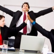 Guvernul va aproba ca zilele de 27 decembrie şi 3 ianuarie să fie libere pentru bugetari