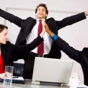 Weekend prelungit pentru români. Câte zile libere primesc angajații cu ocazia Rusaliilor