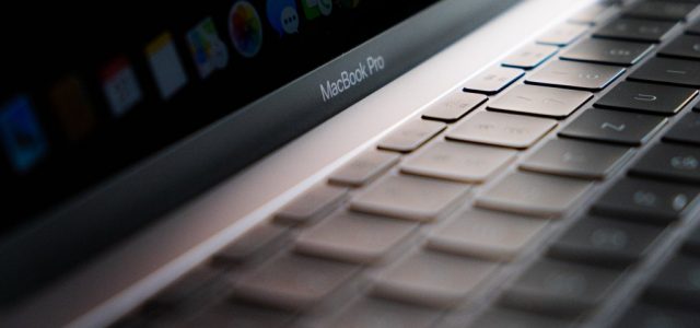 6 motive pentru care se merita asteptarea aparitiei pentru MacBook Pro 2020