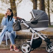 Cum să alegi un cărucior care să se potrivească stilului tău de viață?