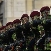 Centrul militar judeţean Arad recrutează tineri pentru stagiul de soldați profesioniști