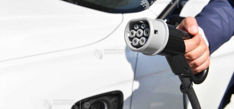 OMV Petrom împreună cu Eldrive vor instala 30 de puncte de încărcare rapidă pentru maşinile electrice