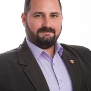 Cosmin Buruc: „Administraţia Bibarţ-Falcă, zero soluţii dar tupeu maxim“