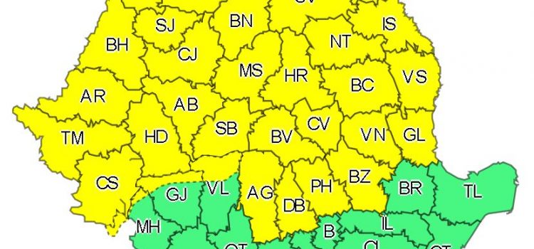 Cod galben de instabilitate atmosferică în 32 de judeţe, până marţi dimineaţa