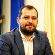 PNL a venit cu trei seturi de măsuri pentru a reduce prețul curentului și gazelor