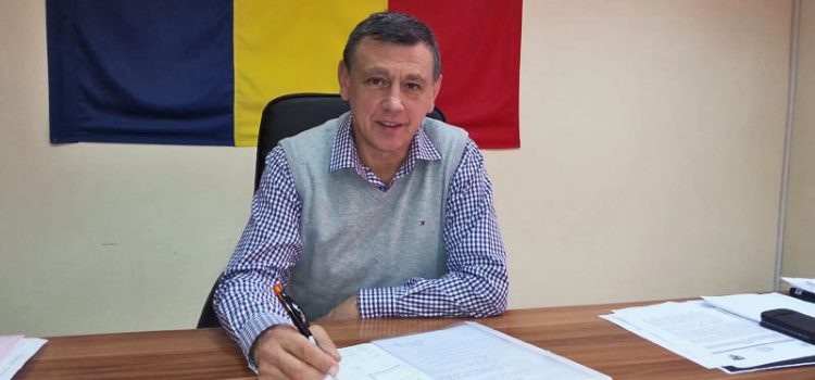 Primarul Ioan Turcin solicită Prefecturii și DSP să ia măsuri urgente pentru stingerea focarului de COVID-19 de la Sâmbăteni