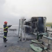 Autostrada A1 este blocată pe ambele sensuri, în apropiere de Nădlac