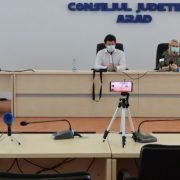 Aradul ține sub control răspândirea cazurilor de Covid-19, chiar dacă sunt două focare în județ!