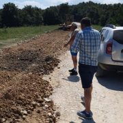 Iustin Cionca: „Pe Pâncota-Buteni am dispus refacerea unor tronsoane, nu acceptăm ca un drum nou să fie un drum cu probleme!”