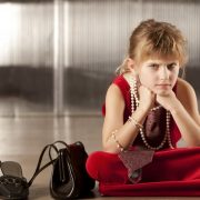 TOP 3 outfituri cu care sa NU iti imbraci copilul cand merge la joaca