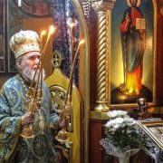 Se permite din nou organizarea slujbelor religioase în bisericile din Arad