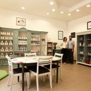 Milos Home Decor deschide primul magazin fizic, în Arad