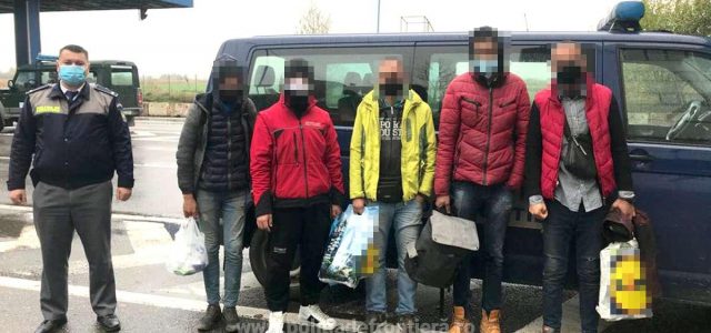 Cinci tineri din Maroc şi Algeria au încercat să treacă ilegal frontiera în Ungaria