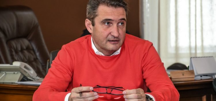 Călin Bibarț: „Momentan avem buget pentru bursele sociale mărite şi le acordăm”