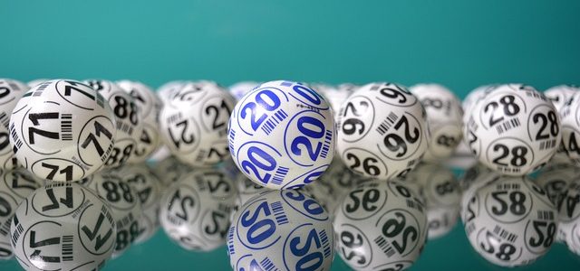 „Câștigătoarea” loteriei jackpot spune că a distrus biletul de 26 de milioane de dolari în mașina de rufe